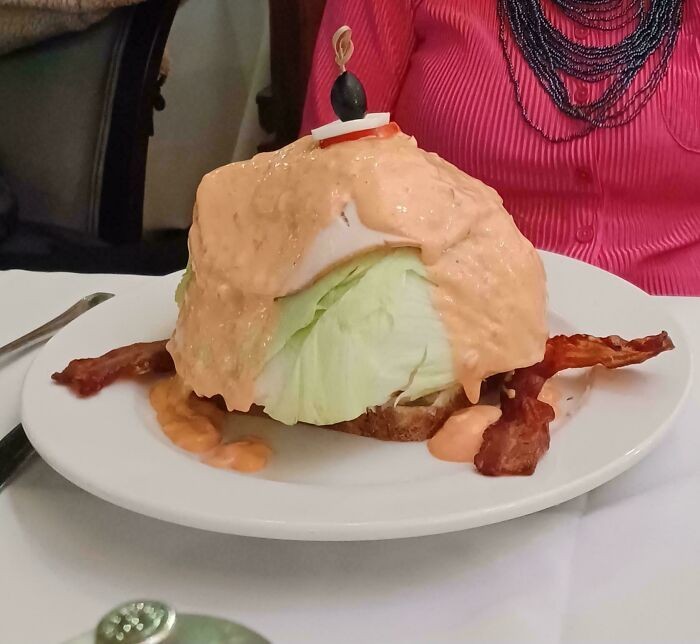 Makanan nyeleneh yang disajikan mirip mainan