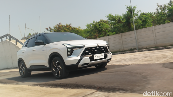 Mitsubishi XFORCE Hybrid