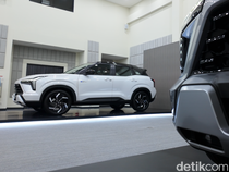 Komparasi Harga Xforce Hybrid vs Honda HR-V Hybrid Cs