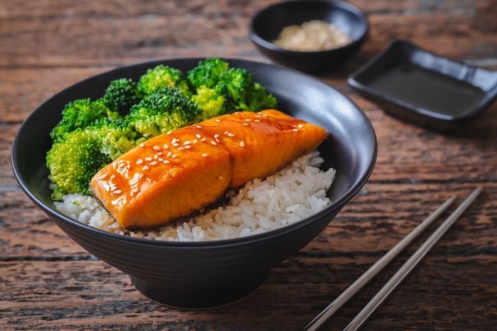 Nasi salmon
