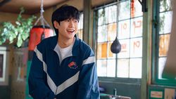 Lebih Dekat dengan 3 Karakter Utama Our Sticky Love, Drakor Terbaru Netflix!