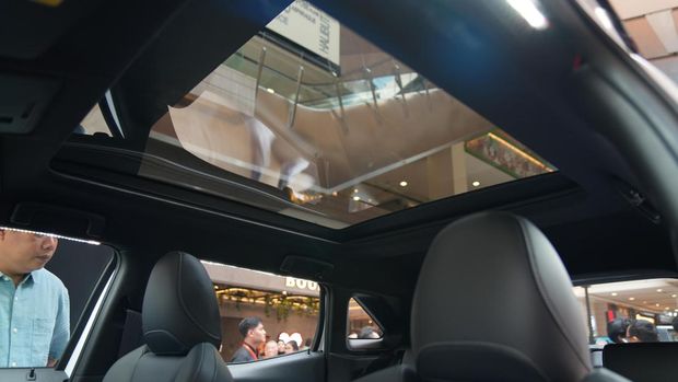 Panoramic roof Mitsubishi New Xforce