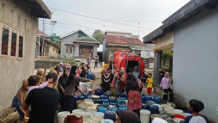 3 Juta Liter Air Bersih Disalurkan ke Wilayah Kekeringan di Jateng
