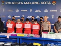 Celaka Kosmetik Berbahaya Racikan Karyawan Swasta Beromzet Ratusan Juta