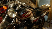Hingga kini belum ada aturan nasional yang melarang motor Suzuki Thunder mengisi BBM di SPBU. Larangan yang muncul di sejumlah SPBU merupakan kebijakan internal sebagai upaya mengawasi dugaan penyalahgunaan BBM, bukan karena jenis kendaraannya.