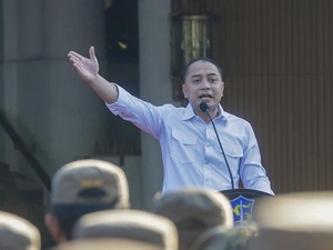 Walkot Eri Copot Lurah yang Diduga Pungli