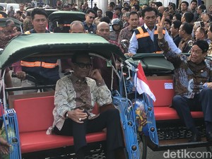 Momen Hangat Menkeu Purbaya Mbecak Bareng Sultan HB X Keliling Alkid