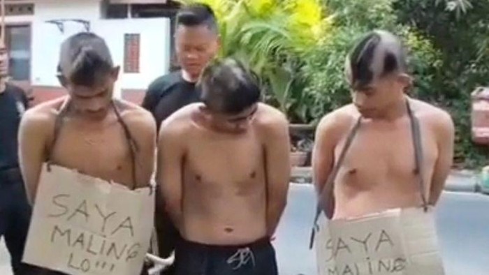 Polisi menangkap tiga pencuri di rumah yang kosong selama 10 tahun di RW 07, Rawa Barat, Kebayoran Baru, Jakarta Selatan, Kamis (16/7/2026).