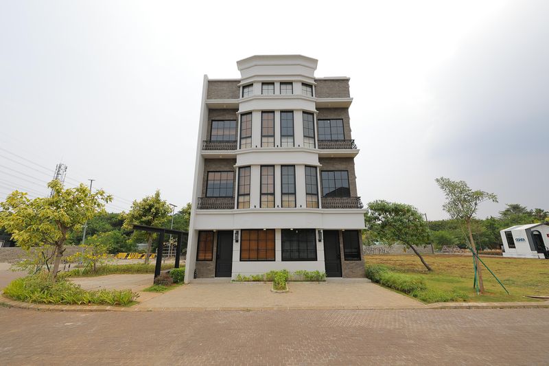 Agung Sedayu Group Facade Cambridge Dormitory Educity PIK2