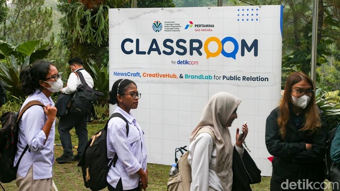 Peserta dari Kementerian Lingkungan Hidup/Badan Pengendalian Lingkungan Hidup (KLH/BPLH) mengikuti acara The Classroom KLH Batch 3 di Wisma Pertamina Gas Negara, Megamendung, Kabupaten Bogor, 14-16 Juli 2026.