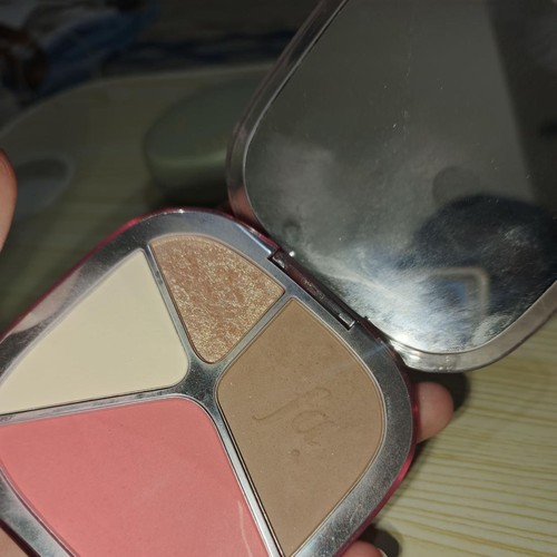 Riview Produk Focallure Multi-Color Face Palette