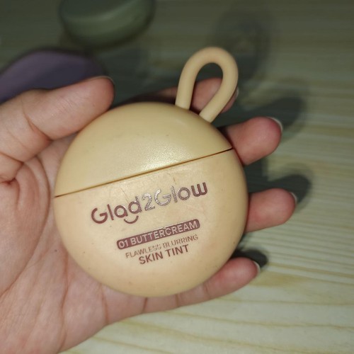 Riview Produk Glad2Glow Flawless Blurring Skin Tint 