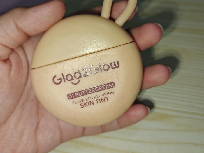 Riview Produk Glad2Glow Flawless Blurring Skin Tint 