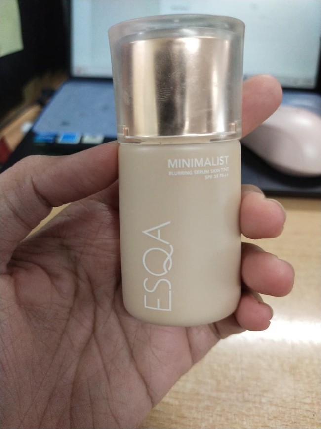 ESQA Minimalist Blurring Serum Skin Tint SPF 35 PA++