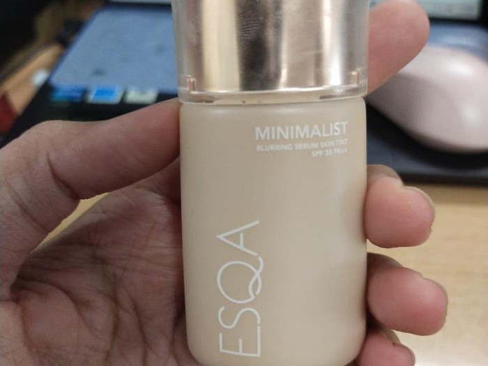 ESQA Minimalist Blurring Serum Skin Tint SPF 35 PA++