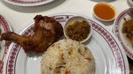Nyamm! Resto Ini Punya Ayam Pop Abon dan Ayam Goreng Bawang Putih Sedap