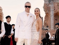 Bikin Pangling! Gaya Necis Erling Haaland Gandeng Pacar di Fashion Show
