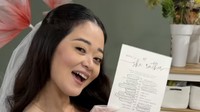 Gisela Cindy adalah adik dari Gracia Indri. Gisela aktiv membagikan persiapan jelang pernikahan dengan pria yang sampai sekarang masih disembunyikan wajahnya. Foto: Instagram @giselacindy12