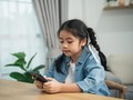 Uni Eropa Mau Larang Anak di Bawah 13 Tahun Main Medsos