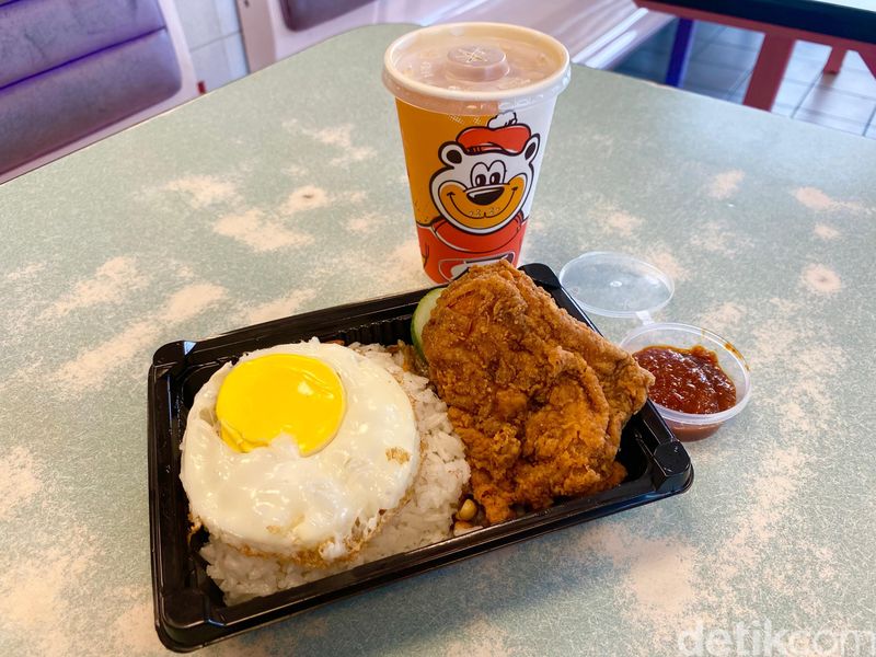 Interiornya Tak Berubah Sejak 1992, A&W Rawamangun Jadi Tempat Bernostalgia A&W Rawamangun Jadi Tempat Bernostalgia