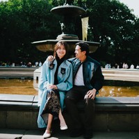 Gracia Caroline yang sering tampil dalam berbagai konten Jerome lulus dengan gelar Master of Science in Architecture and Urban Design bulan lalu. Sebelumnya ia menamatkan S1 di Yokohama National University, Jepang.Foto: Instagram @jeromepolin