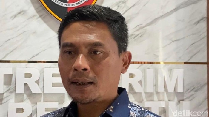 Kasat Reskrim Polres Batu AKP Zaenal Arifin saat ditemui awak media.