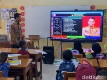 Unik! MPLS Pengenalan Guru di Tegal Viral gegara Mirip Line-up Tim Sepakbola