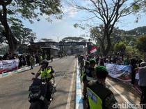 Presiden Prabowo Pimpin Panen Raya Tebu di Malang