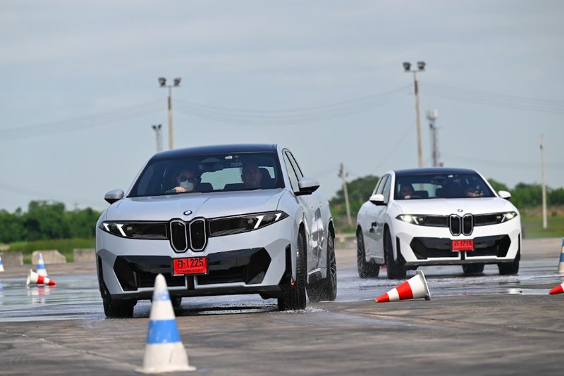 Jadi Rebutan di Dunia, Konsumen BMW New iX3 di Indonesia Sudah Antre