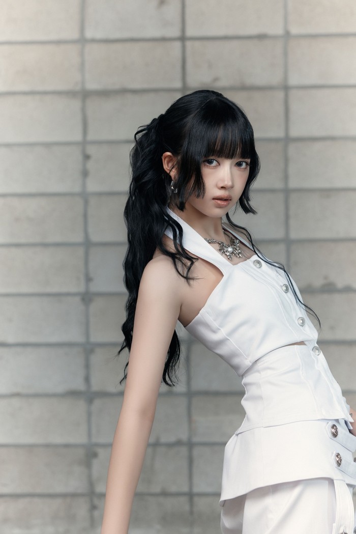 Member girlband K-Pop OURBIRTHDAY diperkenalkan INNIT ENTERTAINMENT, label musik di bawah JYP.