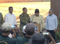 Di Lanud Malang, Prabowo Resmikan Panen Raya Serentak 43 Titik Se-Indonesia