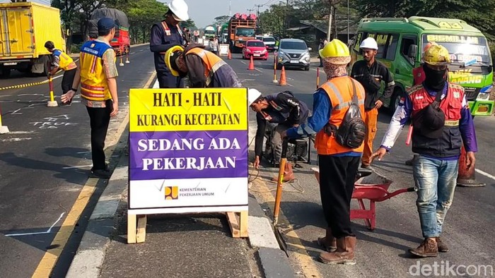 Proses u-turn di TKP kecelakaan maut Pantura Indramayu