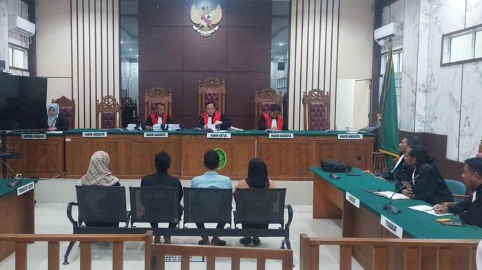Sidang pembacaan putusan kasus korupsi pengelolaan dana hibah Pemilu 2024 pada Sekretariat KPU Kabupaten Karimun di Pengadilan Tipikor Tanjungpinang.