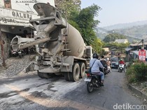Lalu Lintas di Dago Atas Macet gegara Truk Molen Mogok