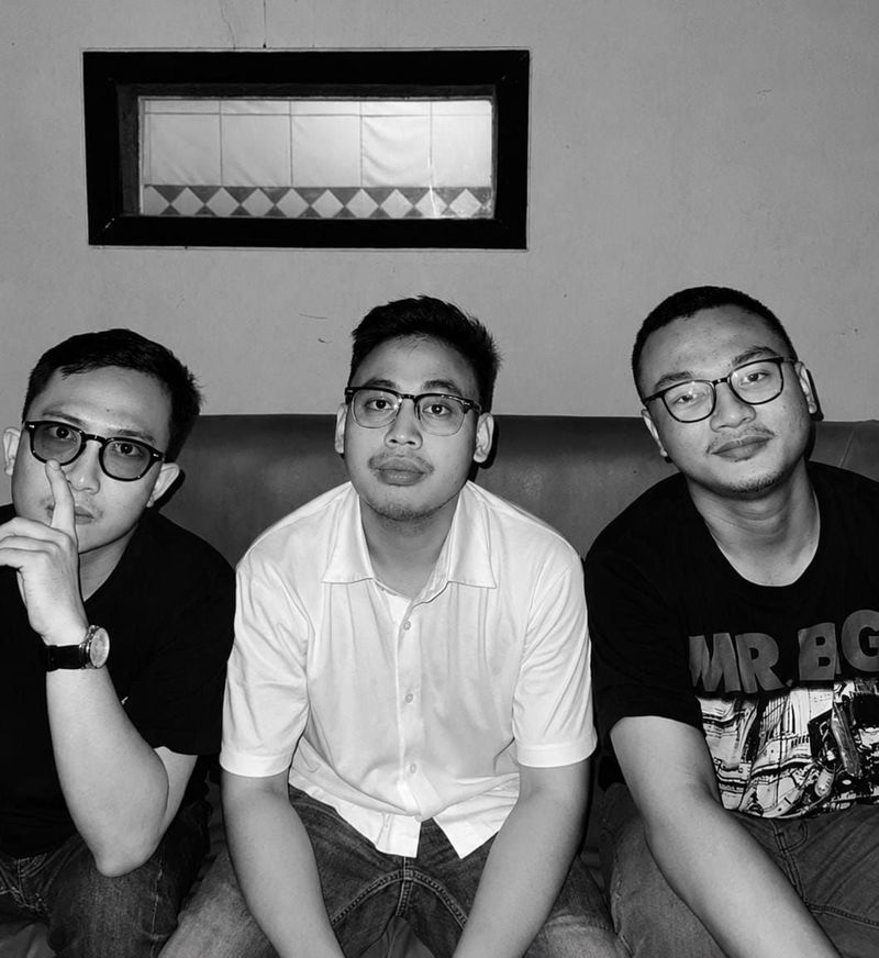 Turn On Power rilis album Menjadi Dewasa buat perayaan 15 tahun berkarya.