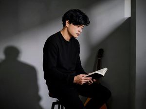 Anong Wihendra Rilis Single Penuh Makna Engkau Yang Terindah