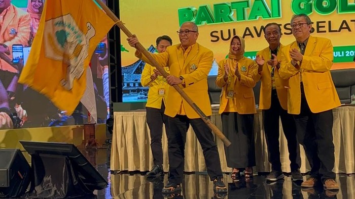 Ilham Arief Sirajuddin (IAS) terpilih aklamasi sebagai Ketua DPD I Golkar Sulsel.