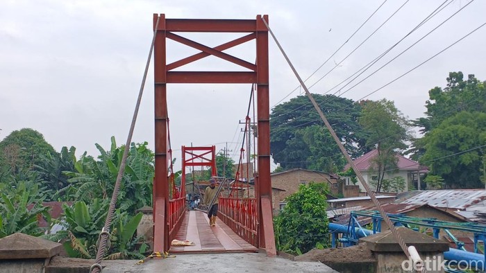 Jembatan di Gang Damai, Jalan Adi Sucipto, Kecamatan Medan Polonia, Medan, telah selesai dibangun (Juita Sinuhaji/detikcom)