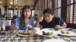 So Sweet! Jerome Polin dan Gracia Kencan di Cafe Batavia Legendaris Sejak 1805