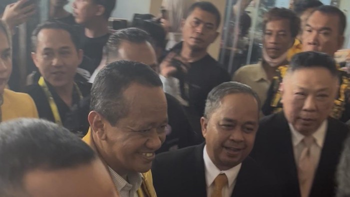 Ketum Golkar Bahlil Lahadalia menghadiri Musda Golkar Sulsel di Makassar.
