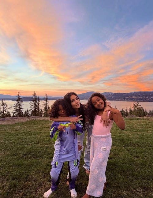 Loverbirds! Lewis Hamilton Resmikan Pacaran dengan Kim Kardashian