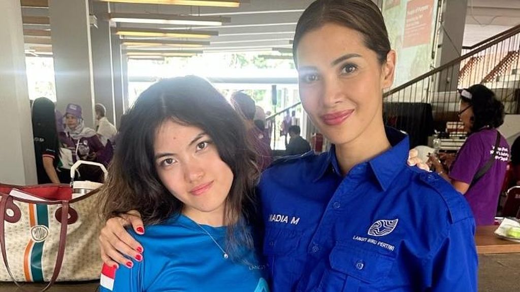 Perasaan Nadia Mulya Lepas Anak Kuliah di Australia