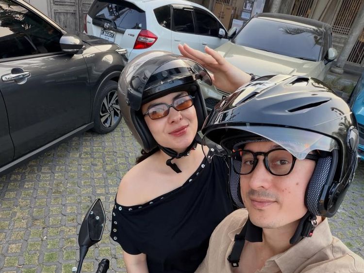 Nge-date Santai tapi Berkualitas Ala Nino Fernandez dan Steffi Zamora