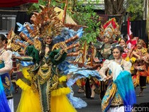 Angkat Tema Perang Bayu, Banyuwangi Ethno Carnival 2026 Resmi Dibuka