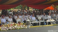 Utusan Khusus Presiden Bidang Pariwisata, Zita Anjani bersama tamu VVIP (Foto: Praditya Fauzi/detikjatim)