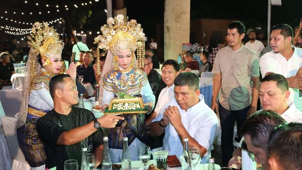 Polda Riau gelar Gala Dinner menyambut ribuan pelari di Riau Bhayangkara Run 2026. Polda Riau gelar Gala Dinner menyambut ribuan pelari di Riau Bhayangkara Run 2026, Sabtu (18/7/2026).