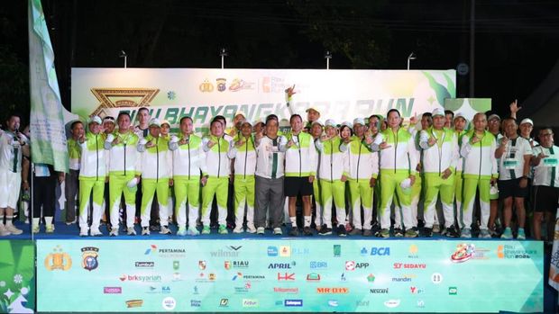 15.080 Pelari ramaikan Riau Bhayangkara Run 2026, gaungkan melawan karhutla di Pekanbaru, Minggu (19/7/2026).