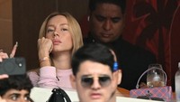 Nonton di Stadion, Ester Exposito Dihadiahi Gol Top Scorer oleh Mbappe