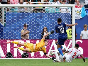 Prancis Vs Inggris Seru Banget, Banjir Gol!