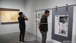 Lewat Lukisan hingga Instalasi, Enam Seniman Mancanegara Ceritakan Makna Rumah